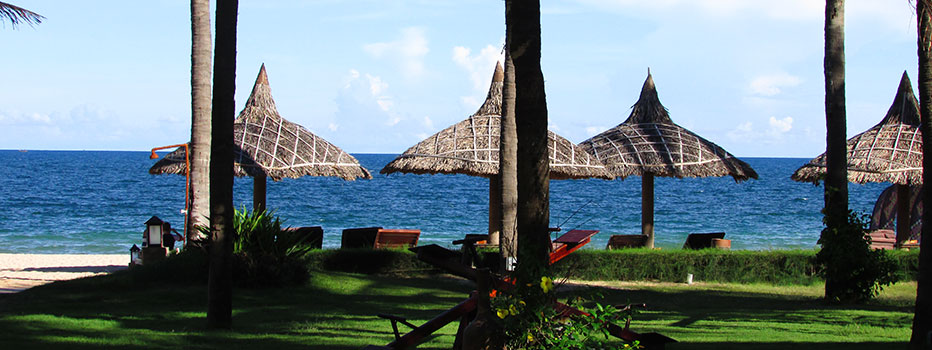 THE BEACH RESORT